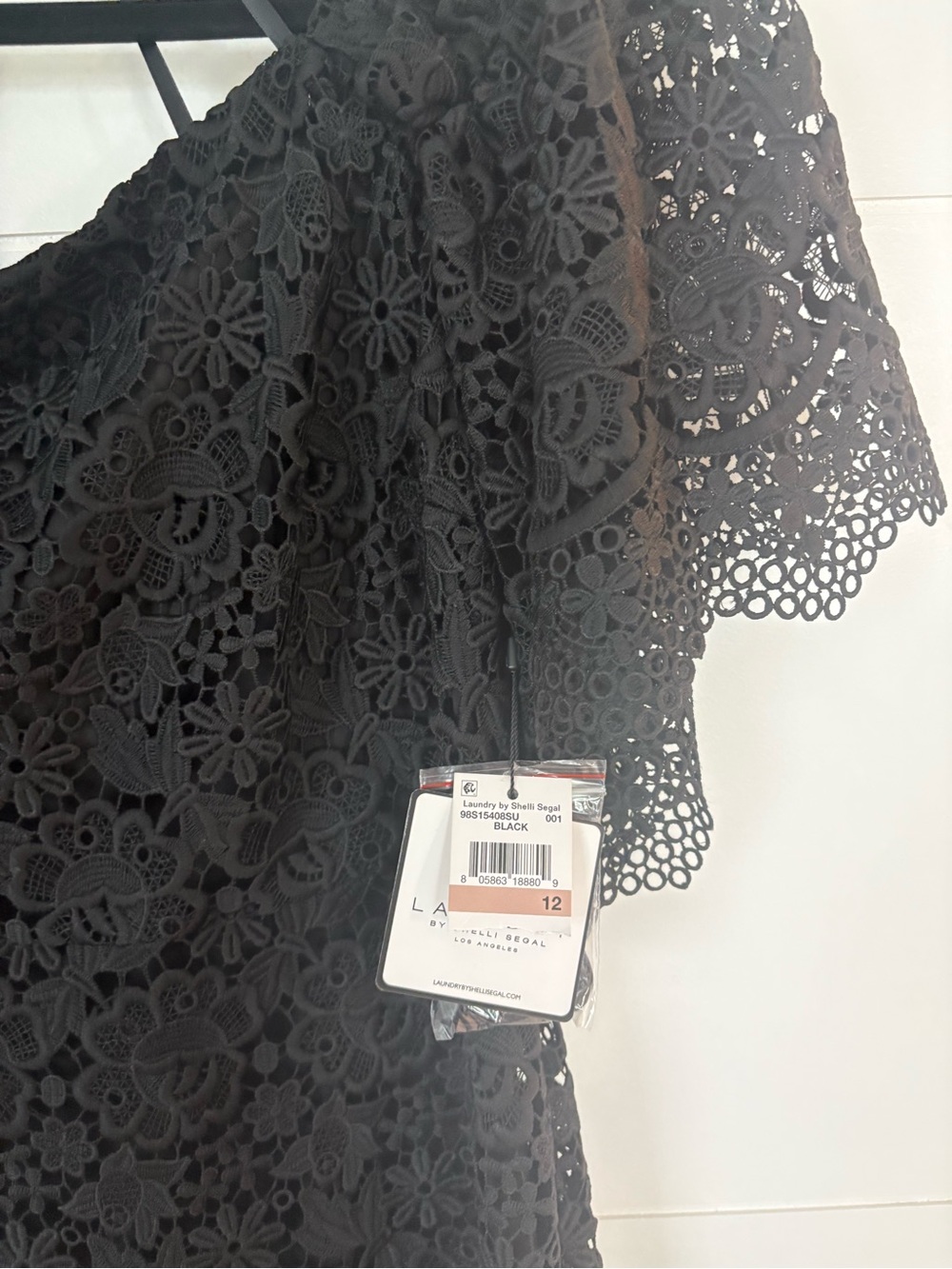 Laundry By Shelli Segal Black Lace Maxi Dress with Flutter Sleeves - Picture 3 of 6